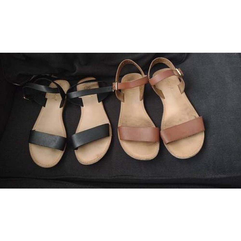 Yonot two pair of sandals